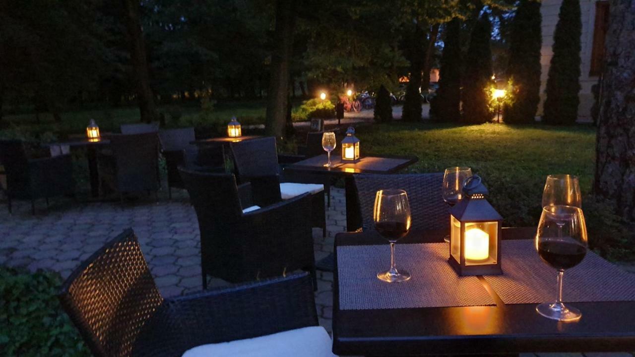 Fonix Wellness Resort Csitár エクステリア 写真