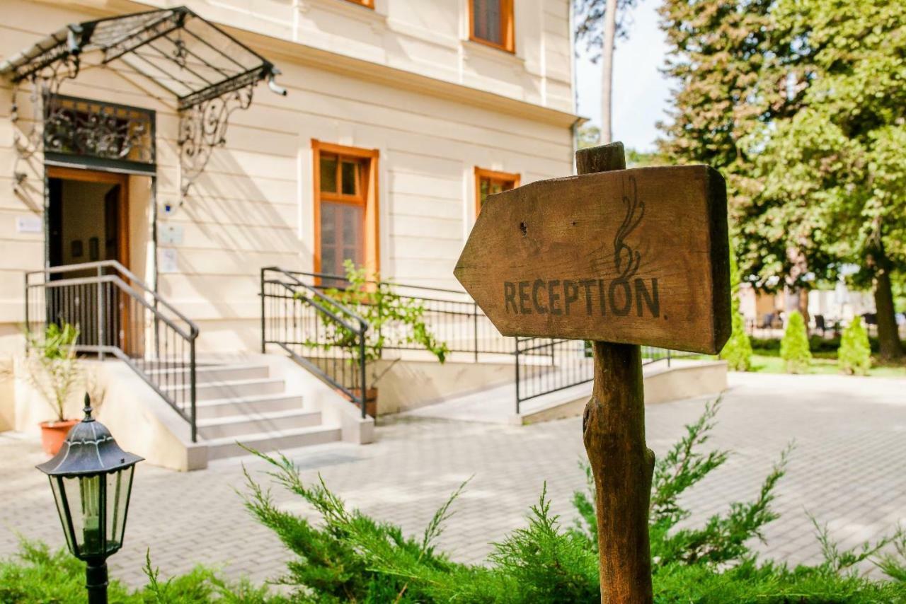 Fonix Wellness Resort Csitár エクステリア 写真